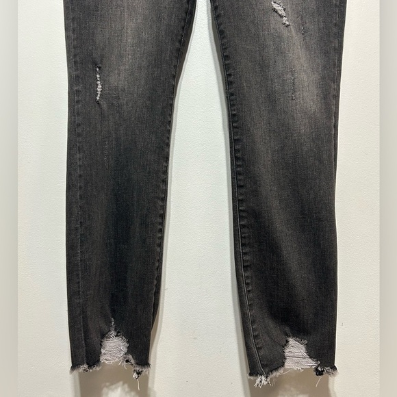 Risen High Rise Straight Leg Distressed Raw Hem Jeans - Picture 3 of 10